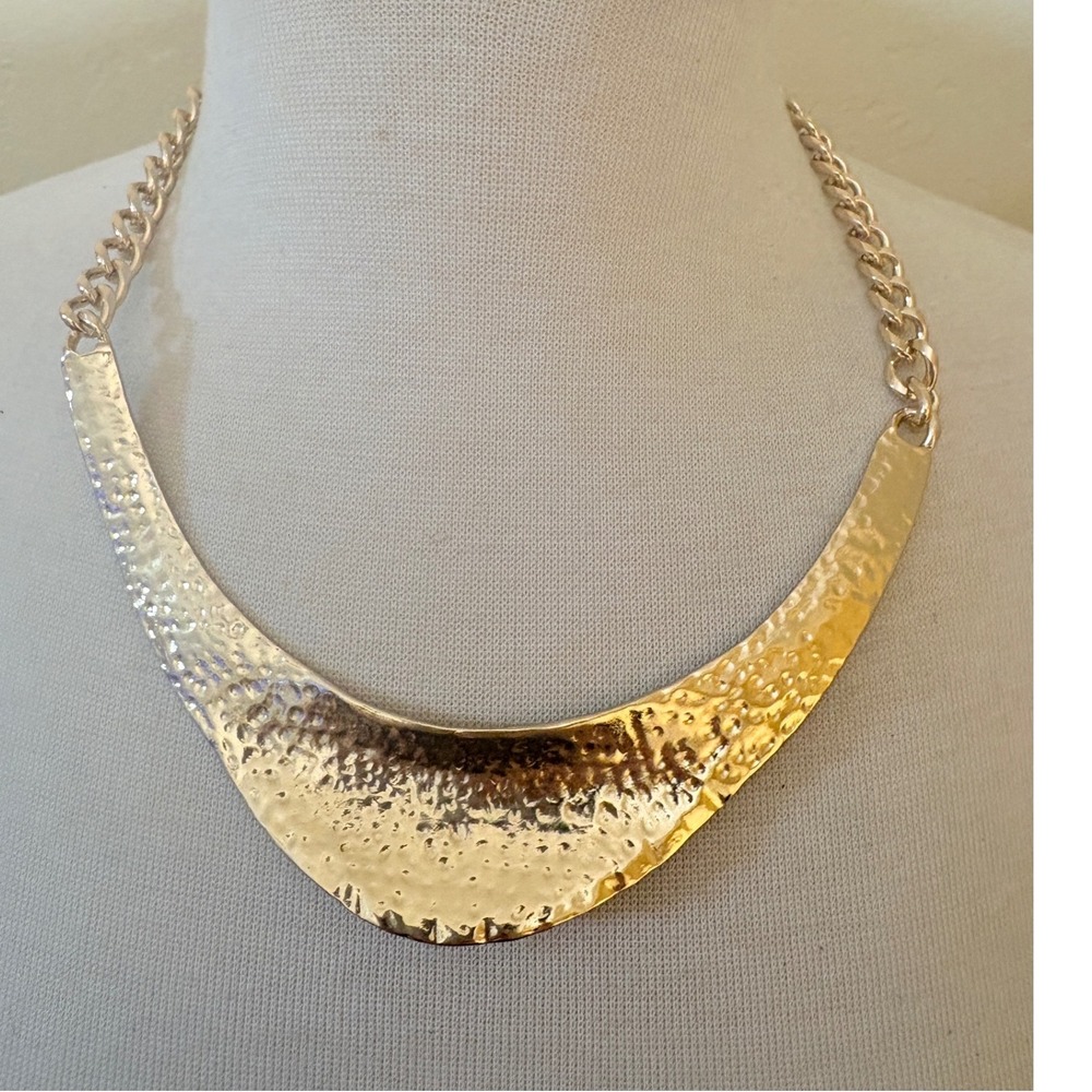 Gold Hammered Bib Statement Necklace Chunky Curb Chain Adjustable Crescent Plate